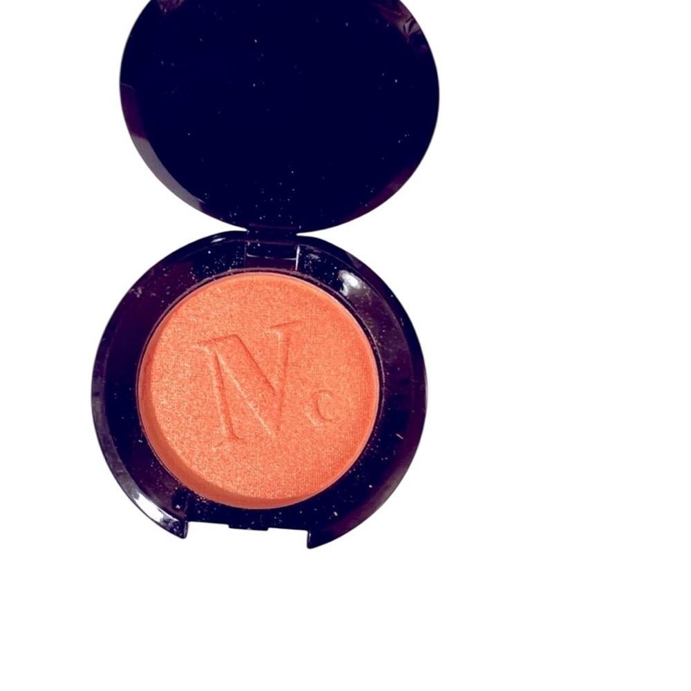 BNIB Nomad Kids of Sun highlighter